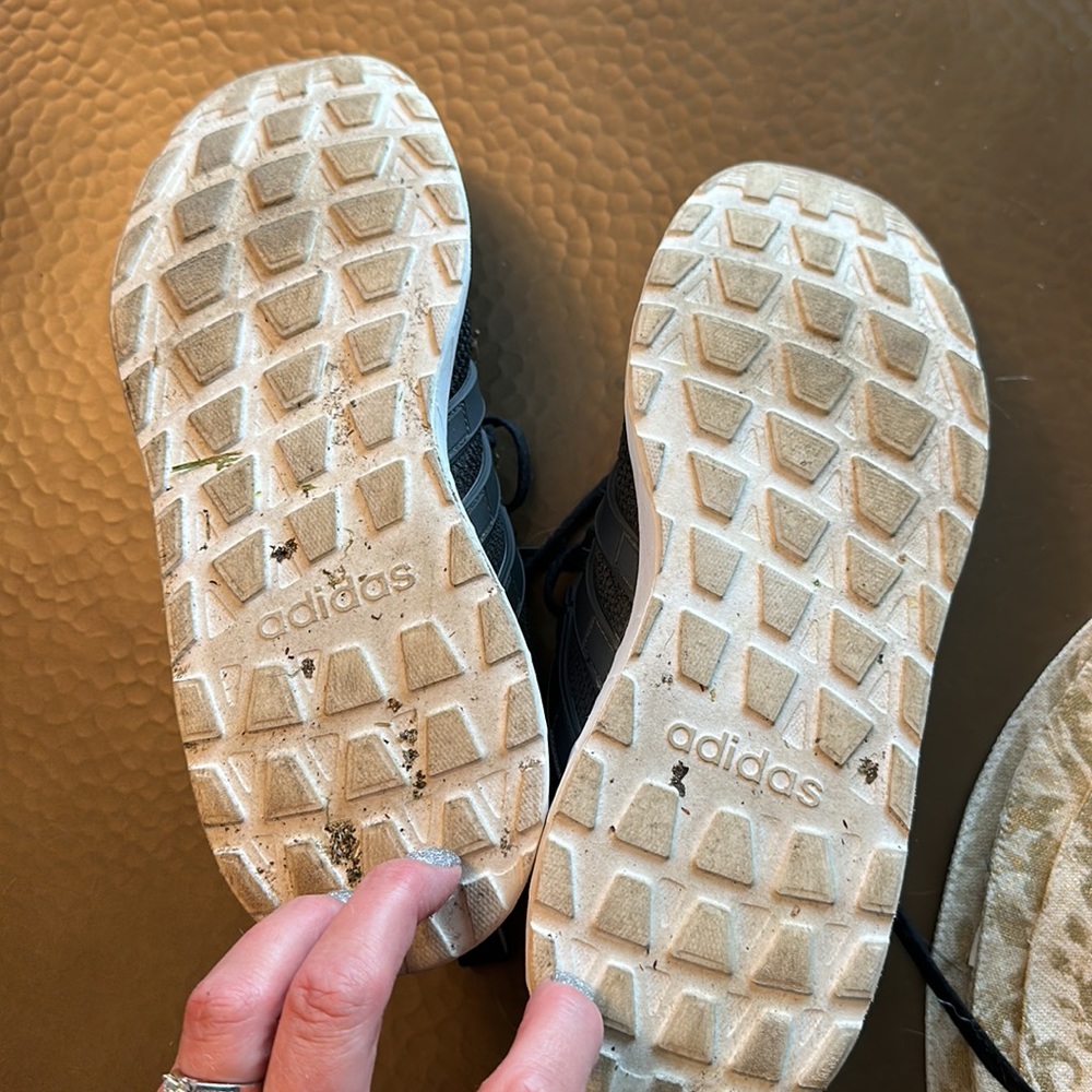Adidas Trainer - Picture 2 of 6